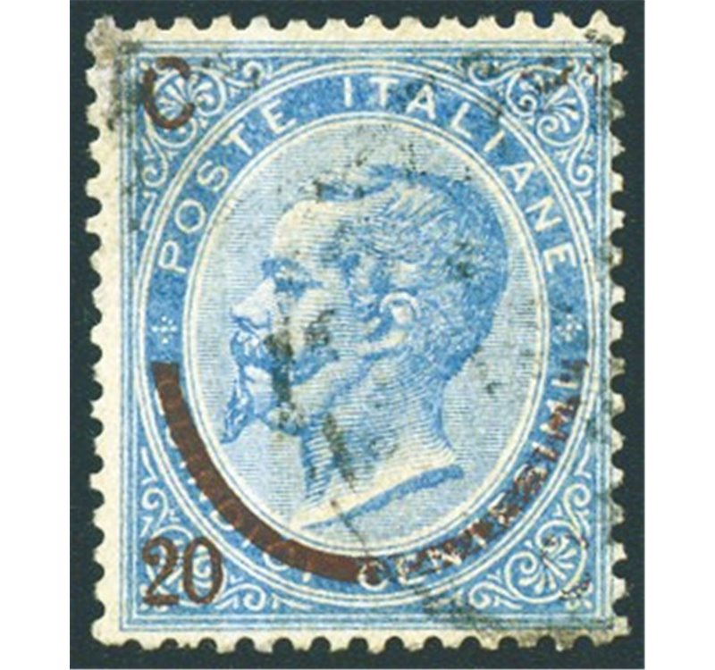 1865 - Vittorio Emanuele 20 c. su 15 c. azzurro, n° 23A con soprast. parzialmente mancante. Cert.: Biondi. Cat. € 5.000 (U)