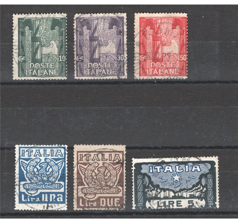 1923 - Marcia su Roma, serie n° 141/46. Cat. € 180 (U)