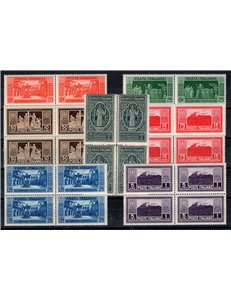 1929 - Montecassino, serie n° 263/68 in quartina. Cert.: Biondi. Cat. € 650 (**)