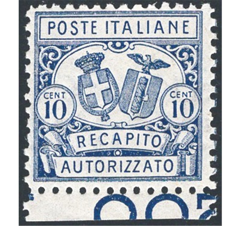 1928 - Recapito autorizzato 10 c. azzurro dent. 11, n° 1 con ottima centratura. Cert.: IC. Cat. € 500 (**)