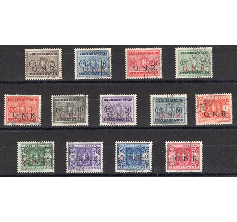 1944 - RSI Segnatasse soprast. GNR di Verona, serie n° 47/59 con annulli postumi di favore. Cert.: Biondi. Cat. € 5.500 (U)