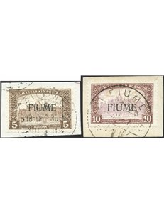 Terre Redente - Fiume - 1918/19 - Mietitori e Vedute, la serie n° 4/21 nei tipi più comuni su frammenti. Cert.: Biondi. Cat. € 5