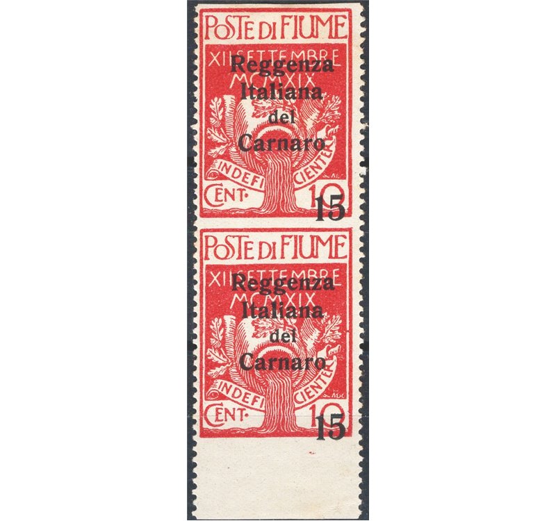 Terre Redente - Fiume - 1920 - Reggenza Italiana del Carnaro 15 c. su 10 carminio in coppia verticale non dent. orizzontalmente,