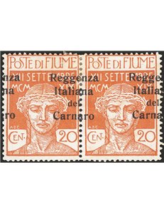 Terre Redente - Fiume - 1920 - Reggenza Italiana del Carnaro 20 c. ocra, coppia orizzontale con soprast. fortemente spostata a d