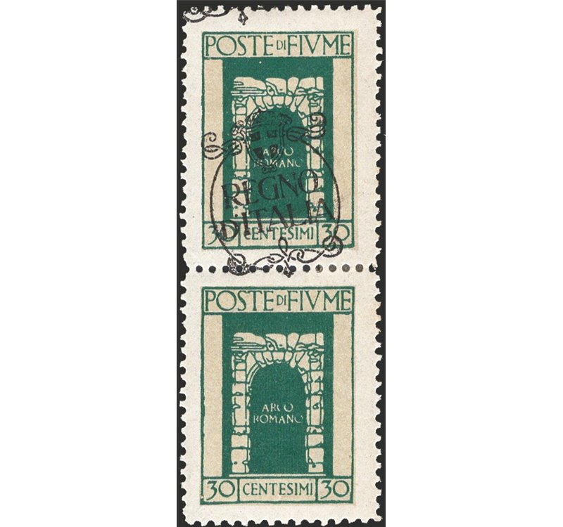 Terre Redente - Fiume - 1924 - S. Vito e soggetti vari 30 c. verde azzurro, coppia verticale di cui uno senza la soprast. "Regno