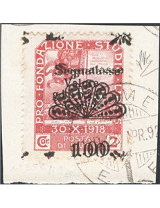 Terre Redente - Fiume - 1921 - Segnatasse Fondazione Studio L. 1,00 su 2 c. rosa bruno con doppia soprast. su frammento, n° 35i.