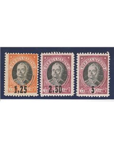 1927 - Onofri con nuovi valori soprast., serie n° 130/32. Cert.: IC. Cat. € 275 (**)
