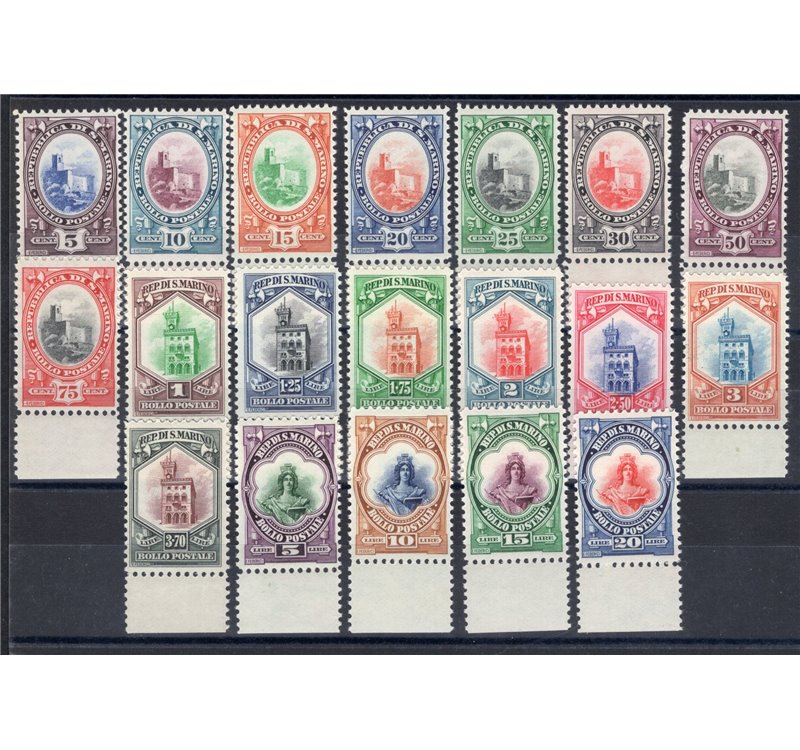 1929/35 - Palazzetto e Libertas, serie n° 141/58. Cert.: IC. Cat. € 1.650 (**)