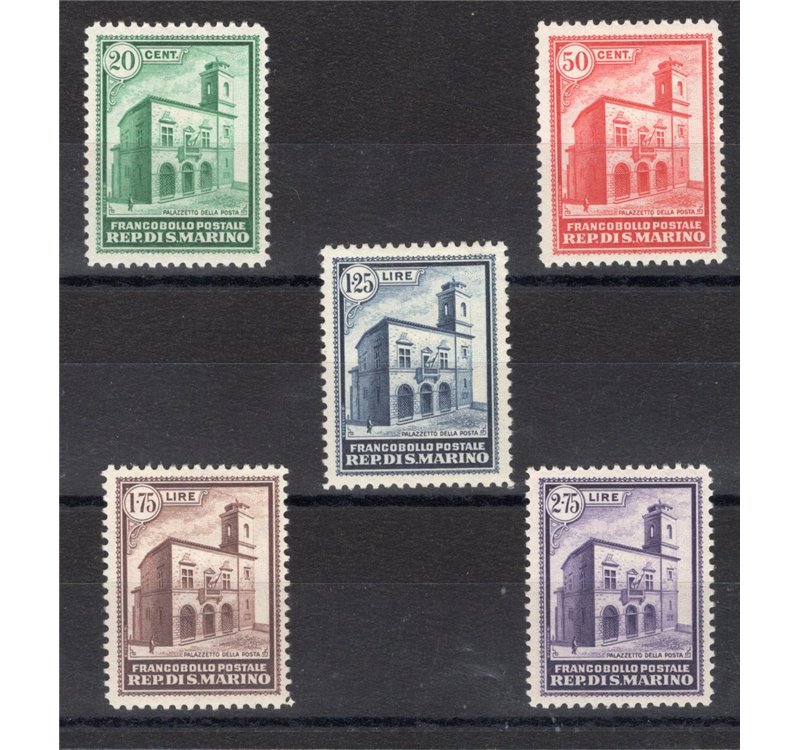 1932 - Palazzetto, serie n° 159/63. Cert.: IC. Cat. € 1.875 (**)