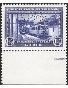 1932 - Treni saggio 1,25 £ violetto (colore cambiato) non emesso con perforazione ad arco “specimen”, serie n° P166. Cert.: IC. 
