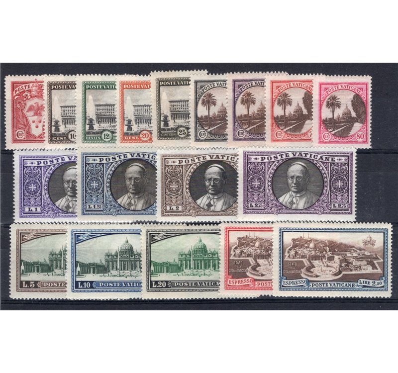 1933 - Medaglioni e Giardini, serie n° 19/34 + Ex 3/4. Cert.: IC. Cat. € 550 (**)