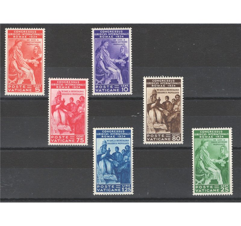 1935 - Congresso Giuridico, serie n° 41/46 con ottima centratura. Cert.: Biondi. Cat. € 2.025 (**)