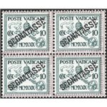 1931 - Segnatasse 10 c. verde scuro su verde in quartina con la stampa del riquadro di “T” fortemente spostata a sinistra, n° 2b