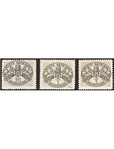 1946 - Segnatasse Triregno e chiavi decussate con righe larghe su carta grigia, n° 14I-16I-18I. Cert.: IC. Cert.: Colla. Cat. € 