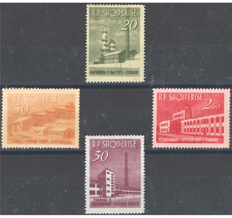 Albania - 1963 - Industrie, serie n° 655/58. Cat. € 30 (**) 