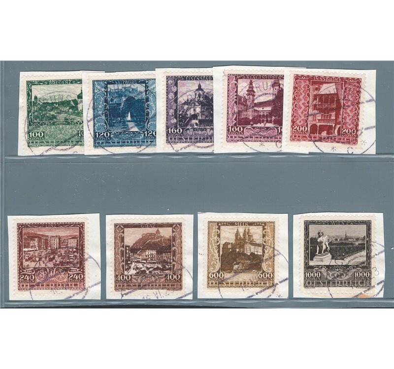 Austria - 1923 - Vedute, serie n° 304/12 su frammenti. Cat. € 110 (U)