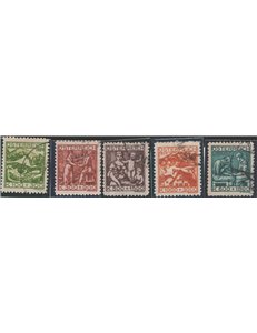 Austria - 1924 - Pro artisti bisognosi, serie n° 326/330. Cat. € 90 (U)