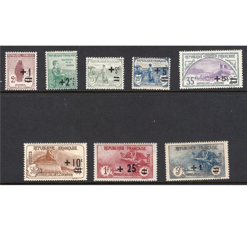 Francia - 1922 - Pro Orfanelli, serie n° 162/69. Cert.: IC. Cat. € 530 (**)