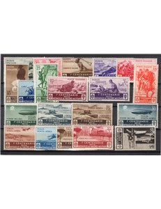 1934 - Medaglie al valore, serie n° 366/76 + P.A. 74/82. Cert.: IC. Cat. € 800 (**)