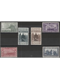 Italia  1926 - San Francesco la serie. Cat € 60 (**)