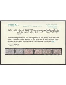 Italia 1945 - R.S.I. Serie Pacchi del 1927-32 con sovrastampa di un fregio al centro delle due sezioni Cat. € 450 (**)