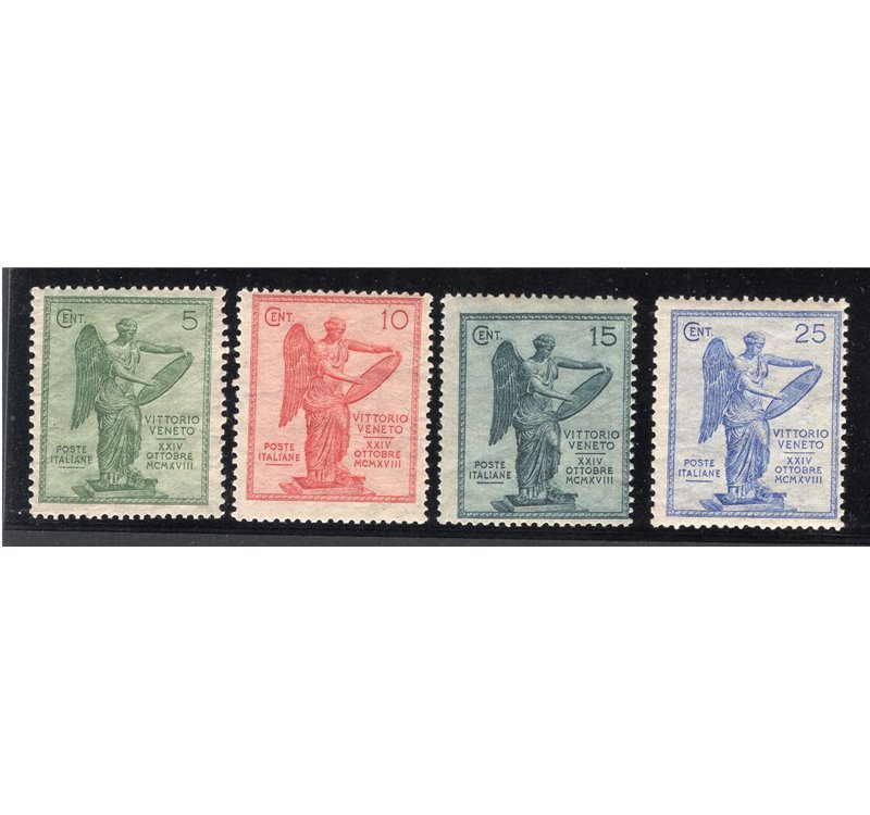 ITALIA REGNO 1921 Vittoria serie n° 119/22. Cat. € 30 (**)